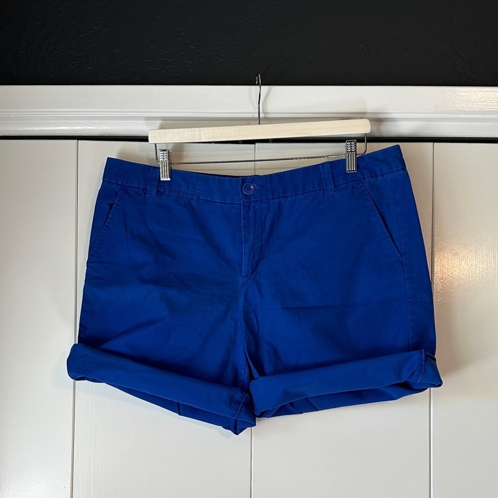 GAP Women's BOYFRIEND ROLL UP Shorts - Picture 3 of 5